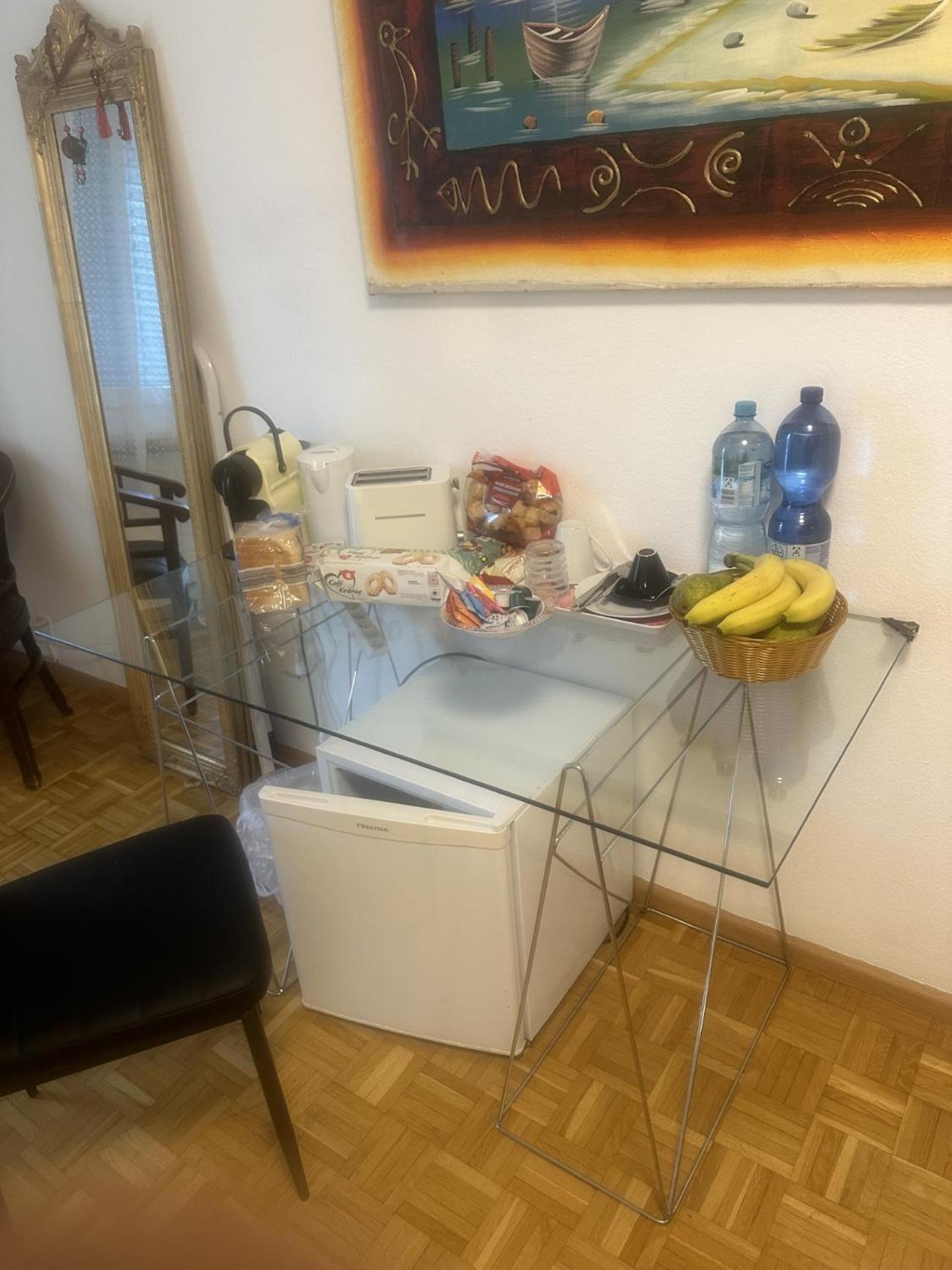 Schoenes Zimmer In Der City بازل المظهر الخارجي الصورة