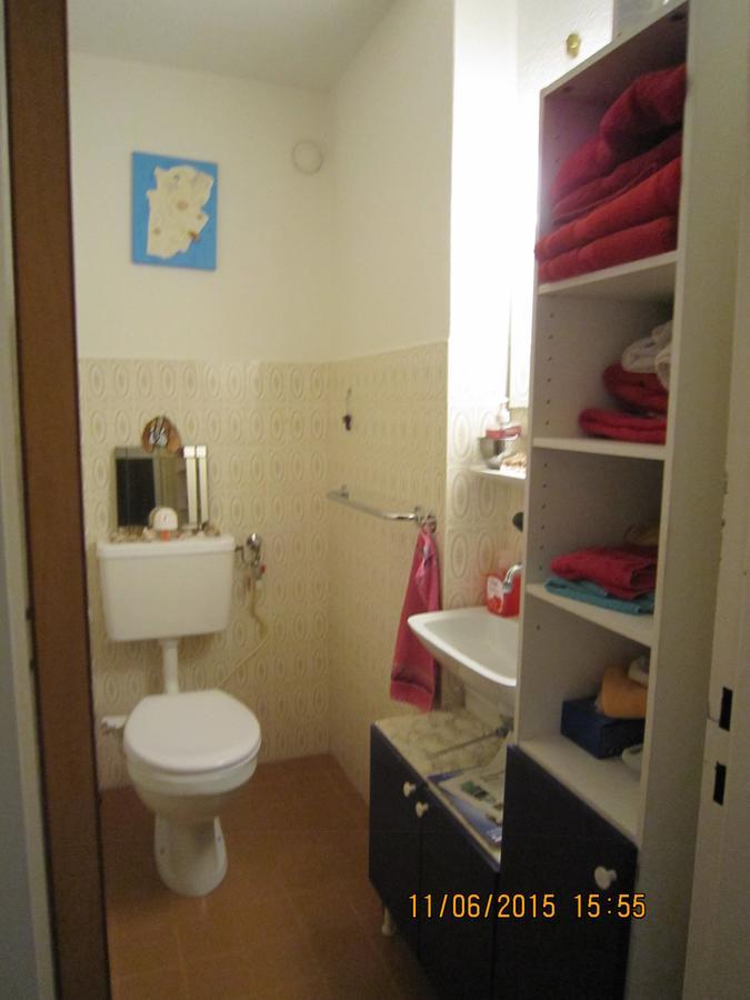Schoenes Zimmer In Der City بازل المظهر الخارجي الصورة